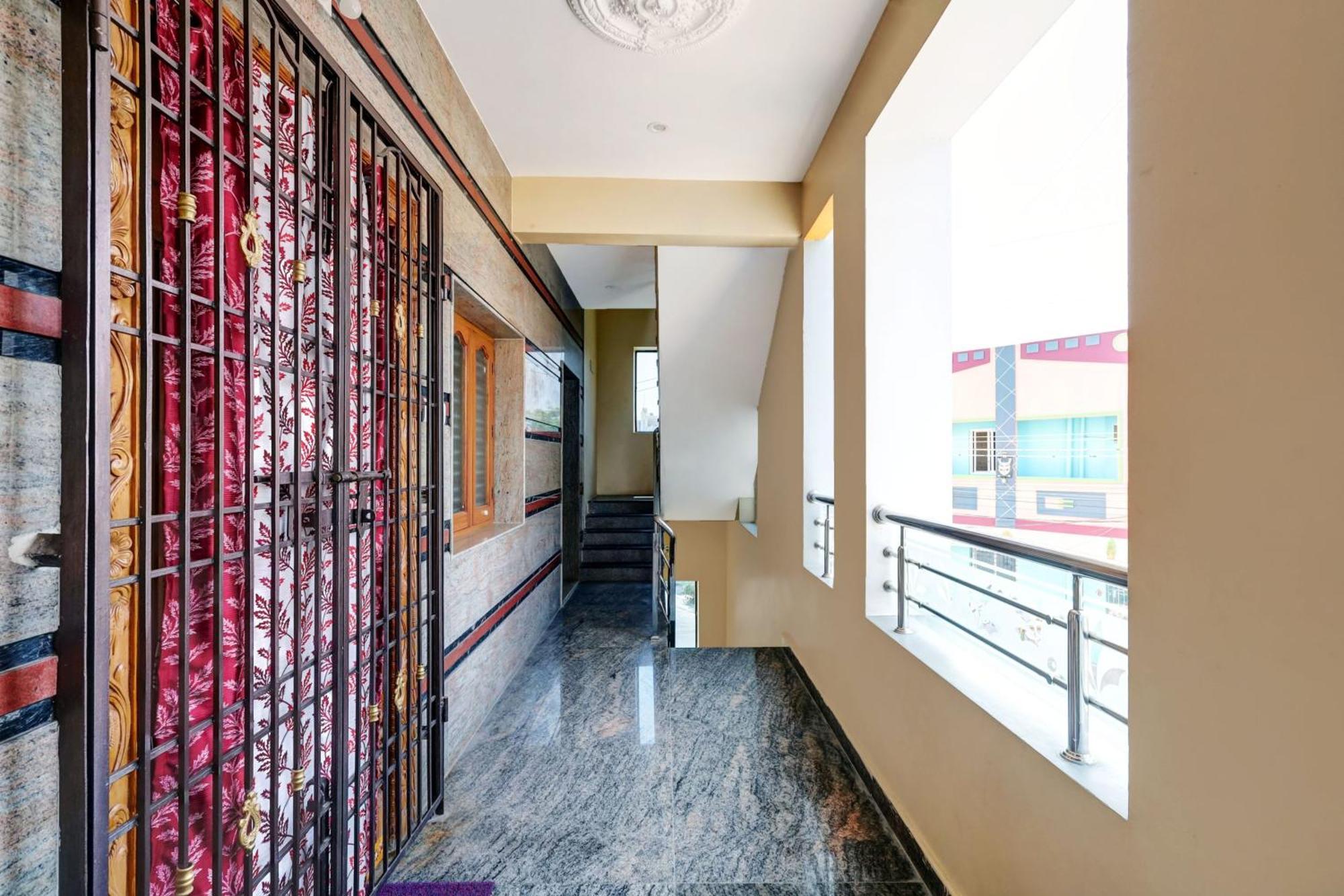 Sri Sakthi Home Stay - Beyond The Expectations- 10 To 15 Minutes Drive From Railway Station And Bus Station Tirupati Exterior photo